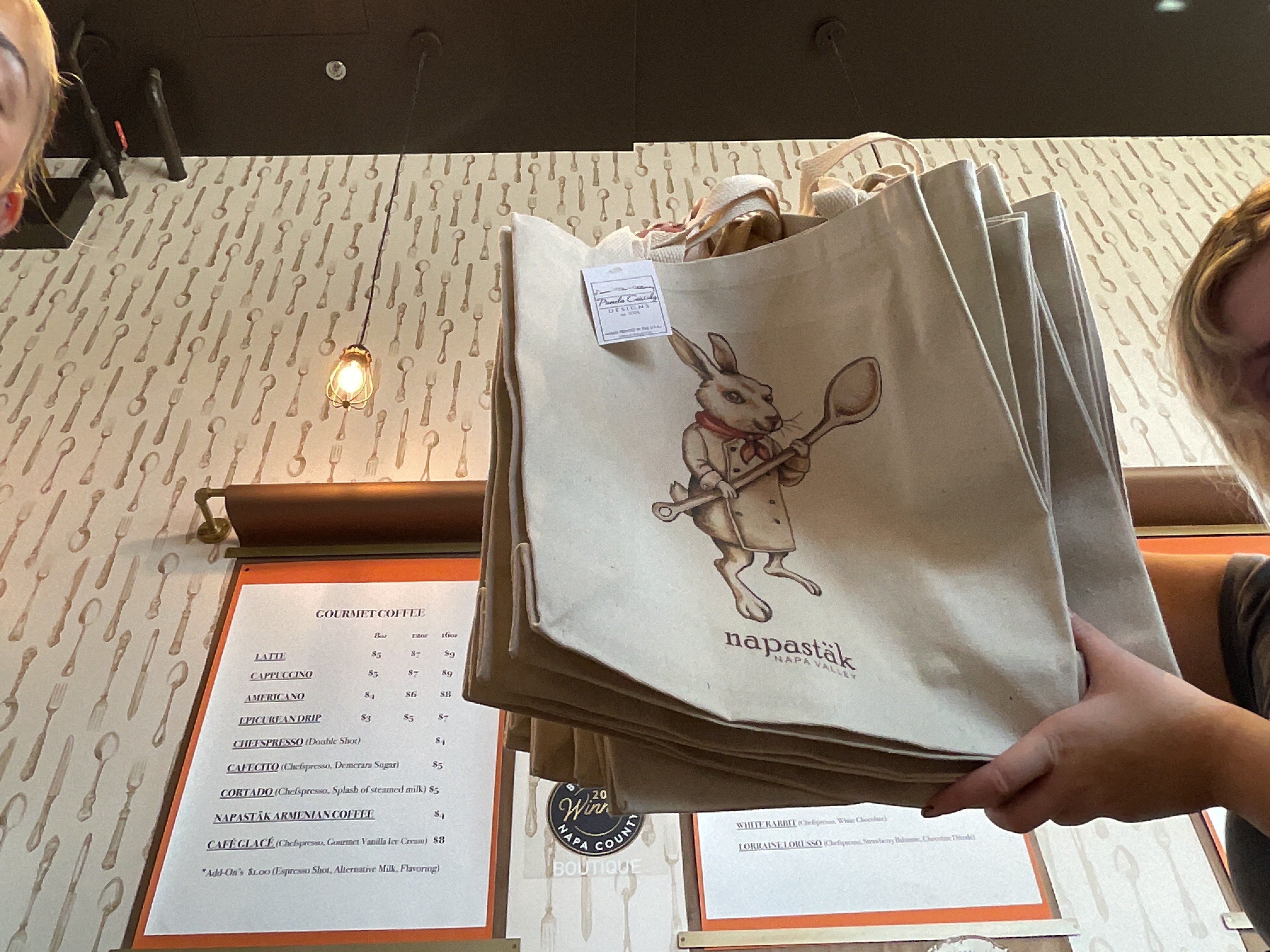 CANVAS TOTES