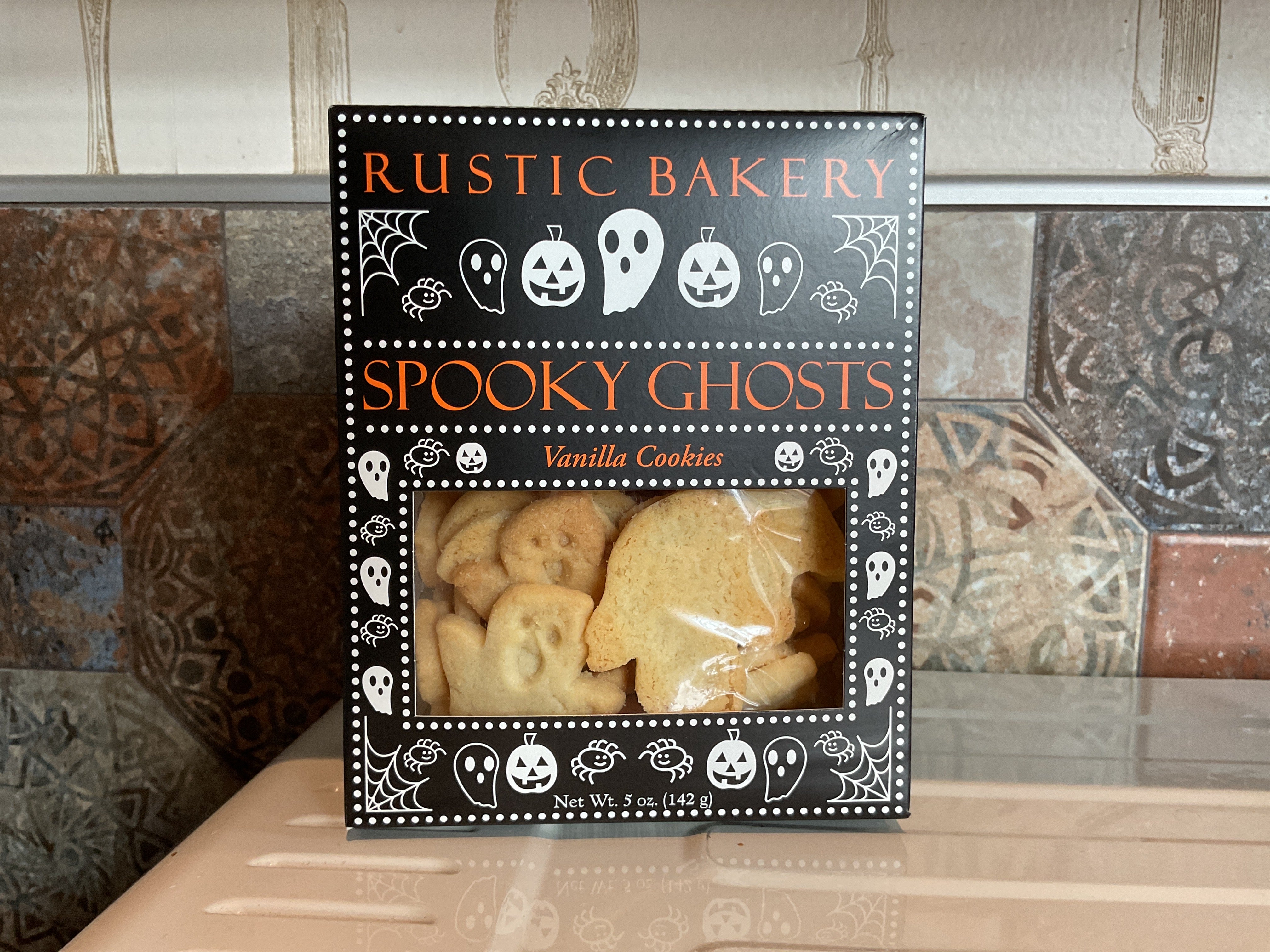 Rustic Bakery Spooky Ghosts